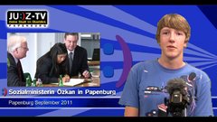 Lukas mit der Sozialministerin Aygül Özkan