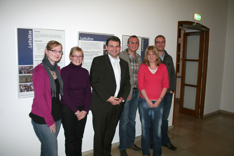 Foto (v.l.): Silvia Bäumer, Vera Jansen (BDKJ Osnabrück), Ansgar Focke, Gero Peters, Heike Wübbeler, Johannes Kröger (BDKJ Osnabrück)